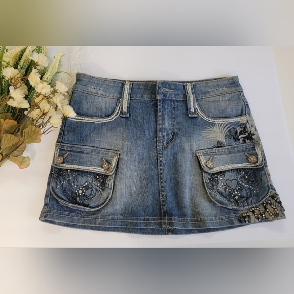 Rosa & Rose. Dresses & Skirts - ❤️ ROSA & ROSE MINI SKIRT  LIGHT BLUE SIZE: M